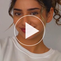 Women sharing their experience with Nanolash